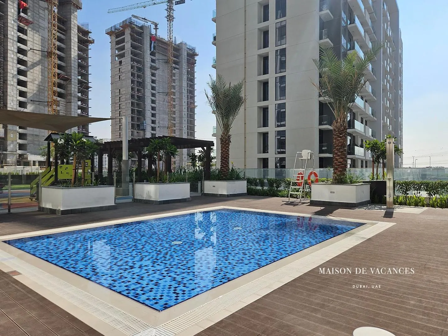 Apartment Santorini Studio Pool View Dubai
